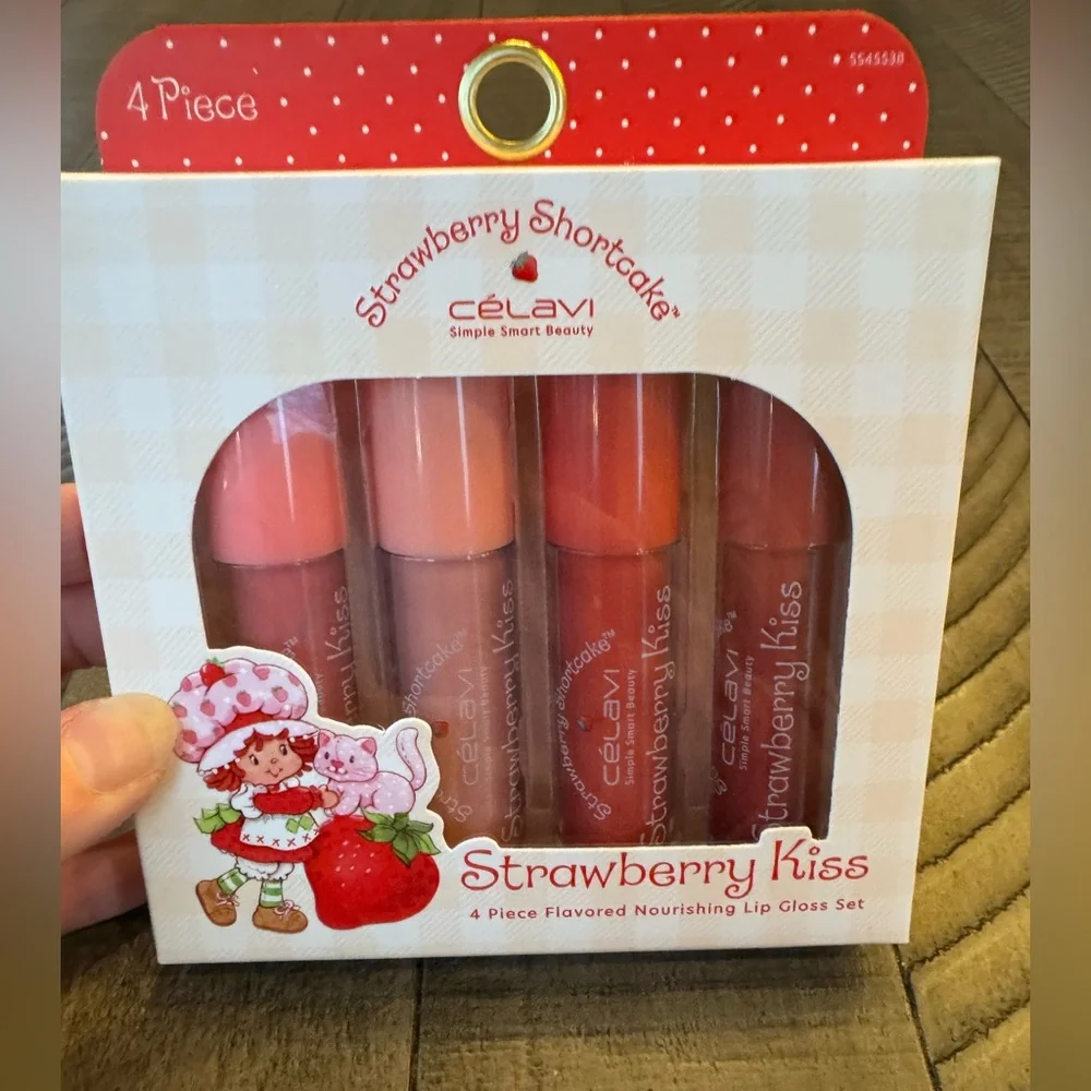 Celavi Strawberry Shortcake Kiss Lip Gloss Set (NIB)
